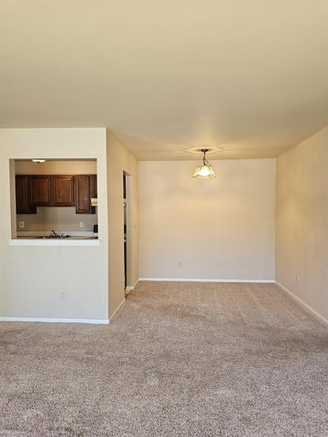 409 Sunset Lane, St Clair Shores, MI 48082