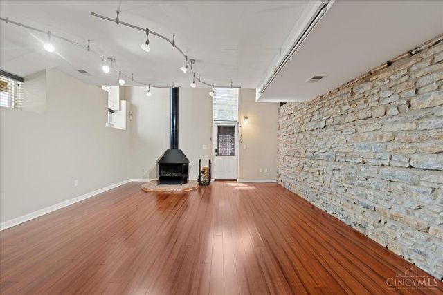2625 Cleinview Avenue, Cincinnati, OH 45206