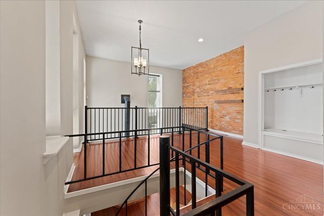 2625 Cleinview Avenue, Cincinnati, OH 45206