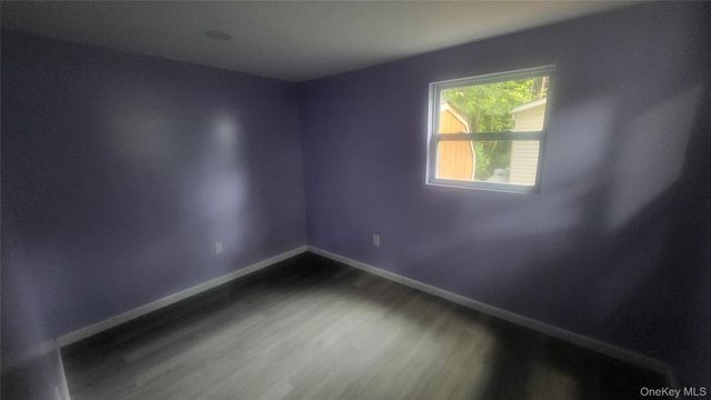 6 Blue Jay Lane, Hyde Park, NY 12538