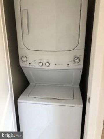 215 Rock St Apt G4, Philadelphia, PA 19128