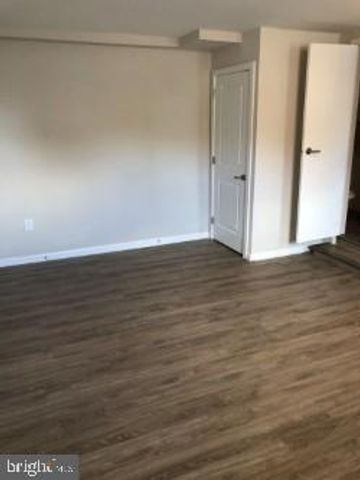 215 Rock St Apt G4, Philadelphia, PA 19128