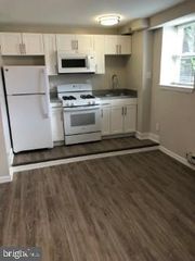 215 Rock St Apt G4, Philadelphia, PA 19128