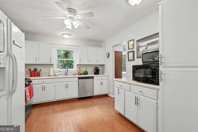 4155 Stephanie Circle SE, Conyers, GA 30013