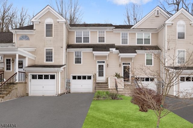 5 Rushmore Ln 5, Allamuchy Twp., NJ 07840