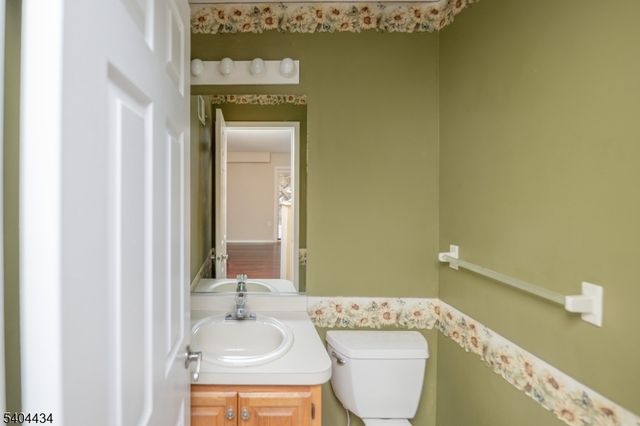 5 Rushmore Ln 5, Allamuchy Twp., NJ 07840