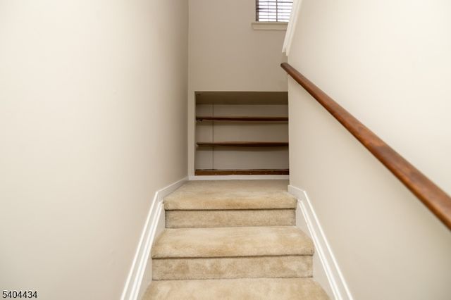 5 Rushmore Ln 5, Allamuchy Twp., NJ 07840