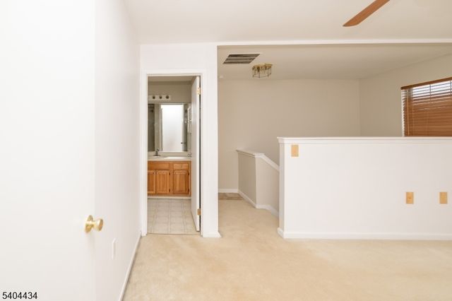 5 Rushmore Ln 5, Allamuchy Twp., NJ 07840