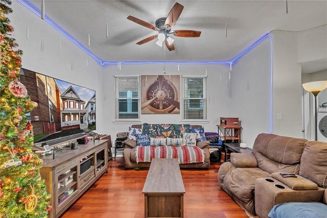 205 W 36th ST, Norfolk, VA 23504