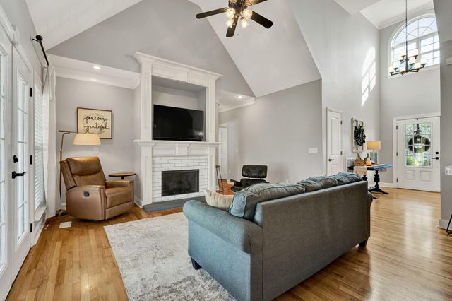 491 Thoroughbred Drive NW, Cleveland, TN 37312