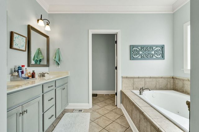 491 Thoroughbred Drive NW, Cleveland, TN 37312