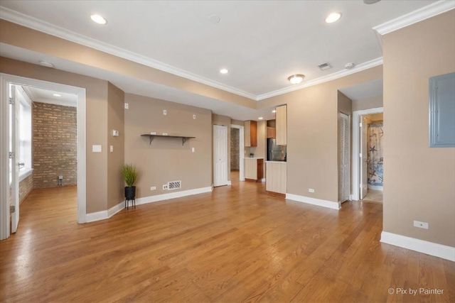 6146 N Ravenswood Avenue 2, Chicago, IL 60660