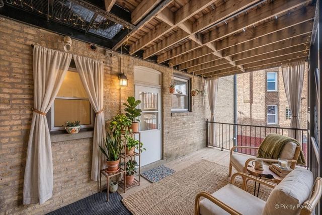 6146 N Ravenswood Avenue 2, Chicago, IL 60660