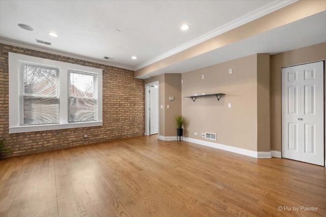 6146 N Ravenswood Avenue 2, Chicago, IL 60660