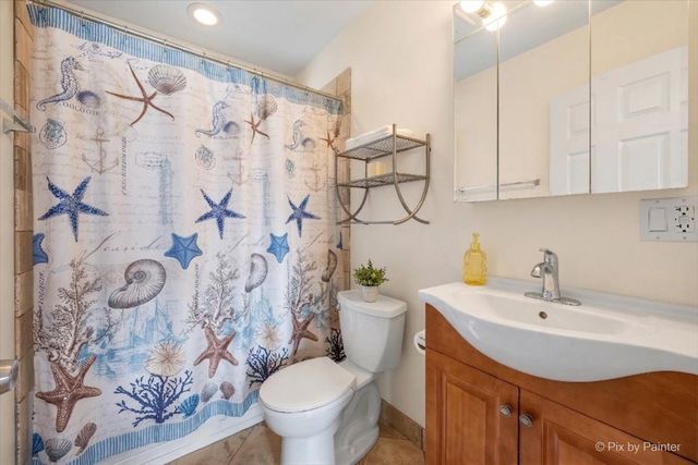 6146 N Ravenswood Avenue 2, Chicago, IL 60660