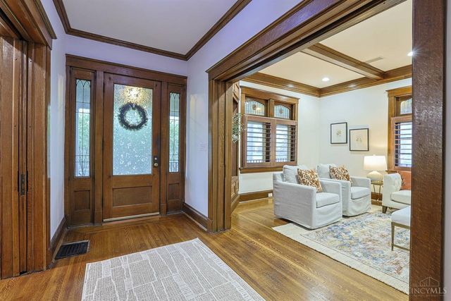 1308 Edwards Road, Cincinnati, OH 45208
