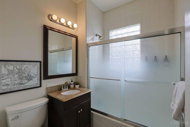 1308 Edwards Road, Cincinnati, OH 45208