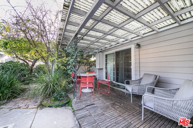 500 N Windsor Boulevard, Los Angeles, CA 90004