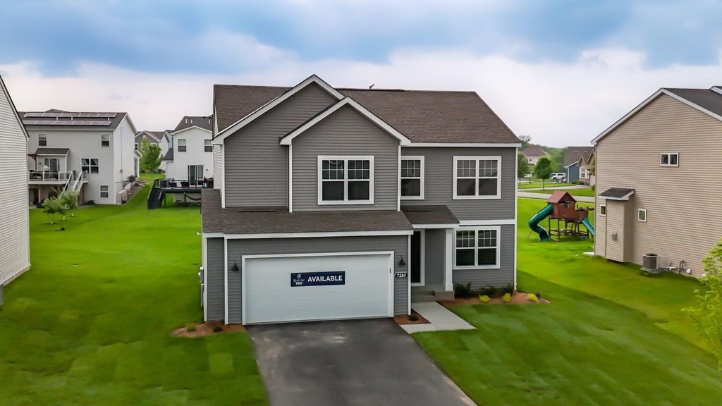 19346 Clearwater Court, Farmington, MN 55024