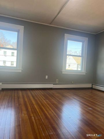 10 Bank Street 10, Manchester, CT 06040