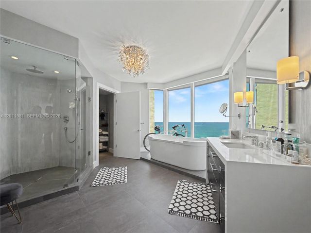 17555 Collins Ave 2501, Sunny Isles Beach, FL 33160