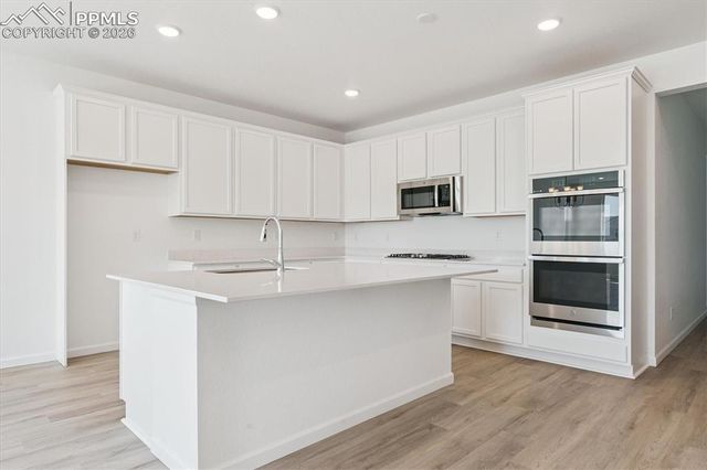 3302 Bella Notte Drive, Pueblo, CO 81001
