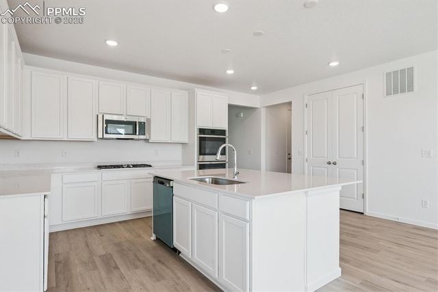 3302 Bella Notte Drive, Pueblo, CO 81001