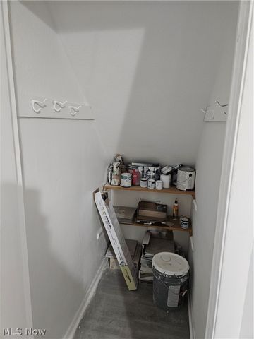 25600 Country Club Boulevard 12, North Olmsted, OH 44070