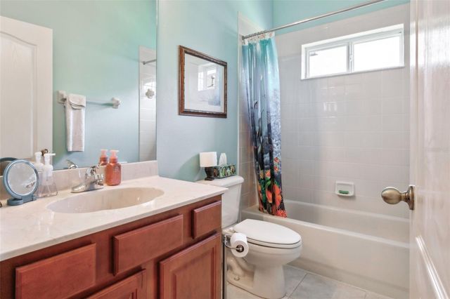 1430 BEACONSFIELD DRIVE, Wesley Chapel, FL 33543