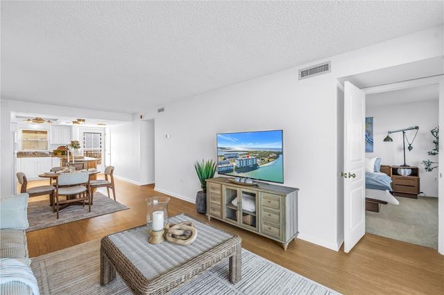 9 HAIG PLACE 510, Dunedin, FL 34698