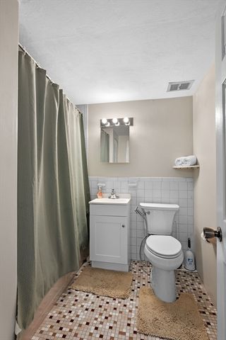 7 Wampus Ave 15, Acton, MA 01720