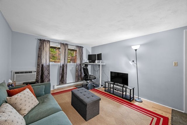 7 Wampus Ave 15, Acton, MA 01720