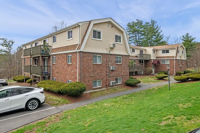 7 Wampus Ave 15, Acton, MA 01720