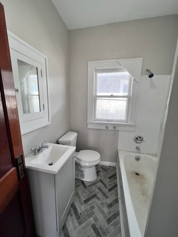 1915 S TOPEKA AVENUE, Wichita, KS 67211