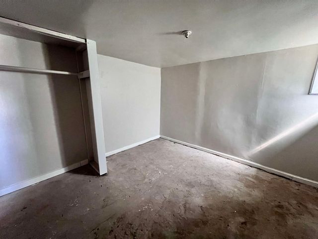 1915 S TOPEKA AVENUE, Wichita, KS 67211