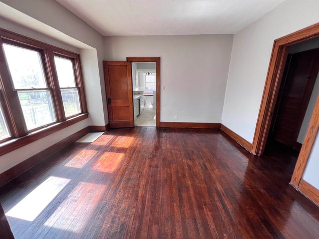 1915 S TOPEKA AVENUE, Wichita, KS 67211