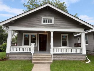 1915 S TOPEKA AVENUE, Wichita, KS 67211
