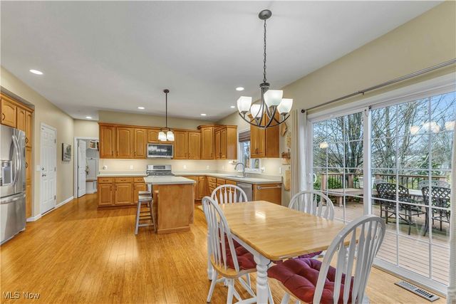 1543 Manfrass Drive, Streetsboro, OH 44241