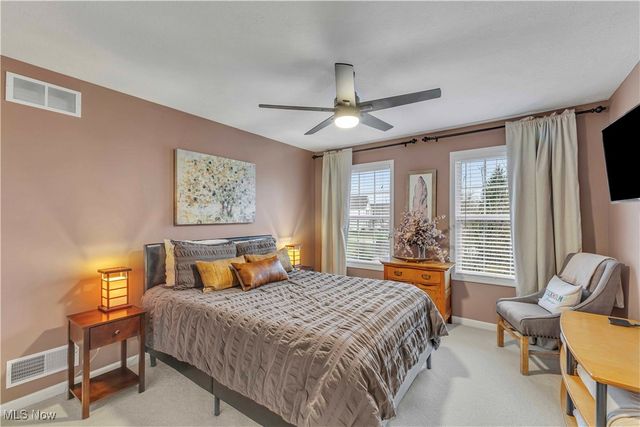 1543 Manfrass Drive, Streetsboro, OH 44241