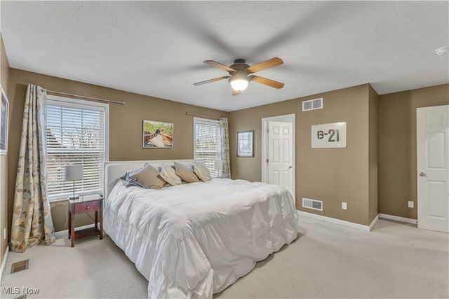 1543 Manfrass Drive, Streetsboro, OH 44241