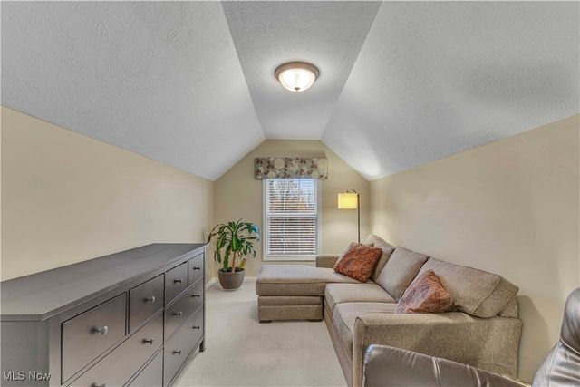 1543 Manfrass Drive, Streetsboro, OH 44241