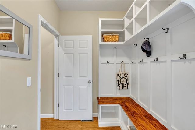 1543 Manfrass Drive, Streetsboro, OH 44241