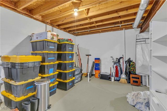 1543 Manfrass Drive, Streetsboro, OH 44241