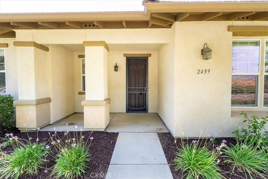 Image 5 of property listing at 2459 Clubhouse, Paso Robles, CA 93446