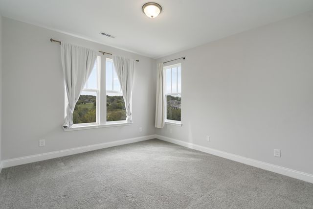 1006 Stoneleigh Ln, Nolensville, TN 37135