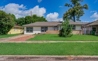 6827 Kingsway Drive, Houston, TX 77087