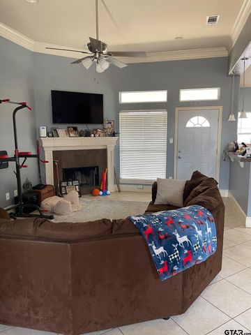 2136 Haverhill, Tyler, TX 75707