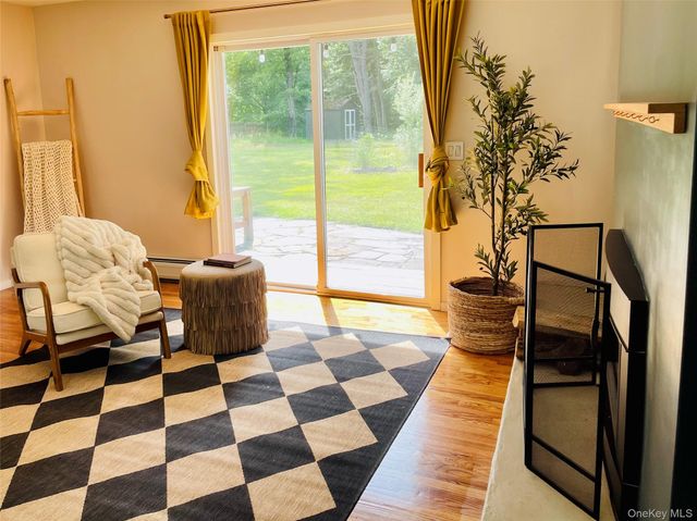 171 Yulan Barryville Road, Barryville, NY 12719