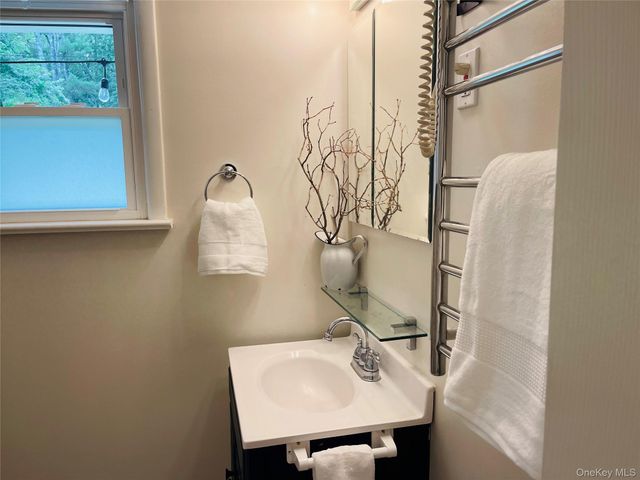 171 Yulan Barryville Road, Barryville, NY 12719