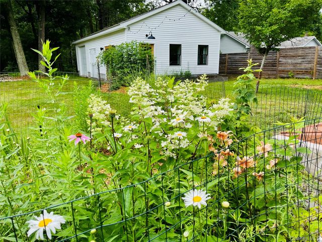 171 Yulan Barryville Road, Barryville, NY 12719